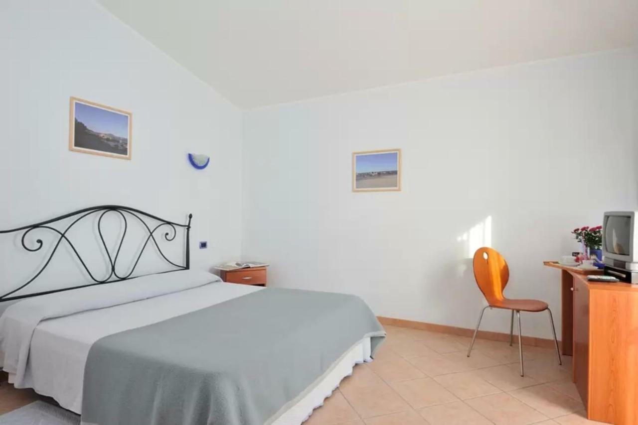 Su Pasu Hotel Tortoli Luaran gambar